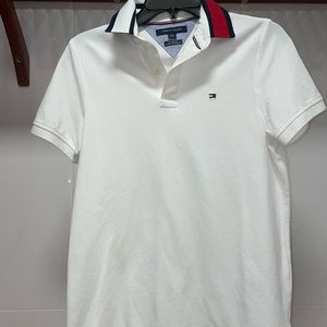 TOMMY HILFIGER WHITE COLLARD SHIRT